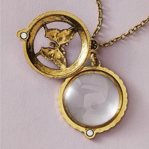 Gold 𝅺3/$30 Bronze Butterfly Magnify Glass Necklace - Picture 2 of 2